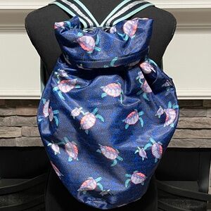 Lightly Used Vera Bradley Terrapin (sea turtles) Beach sack